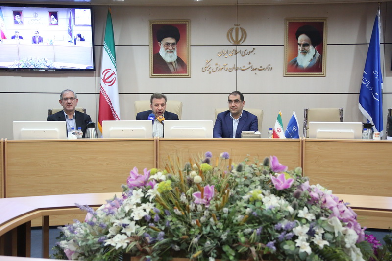 امضای سند همکاری با وزارت  بهداشت درمان و آموزش پزشکی