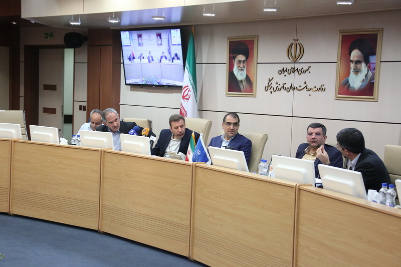 امضای سند همکاری با وزارت  بهداشت درمان و آموزش پزشکی