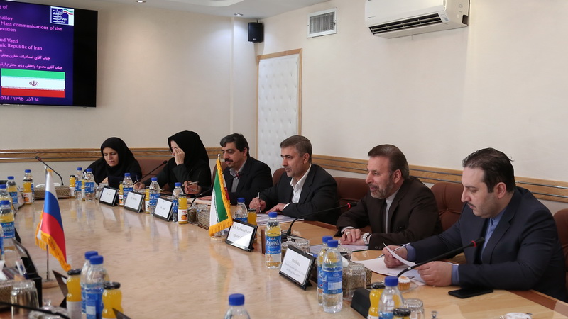 دیدار دکتر واعظی با معاون وزیر مخابرات و رسانه های جمعی روسیه