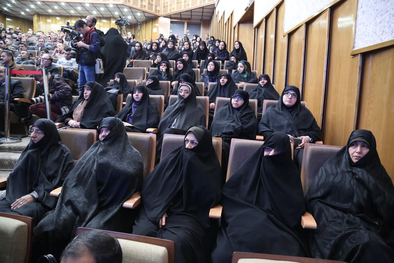 آیین رونمایی از تمبر یادبود سردار شهید حسین همدانی