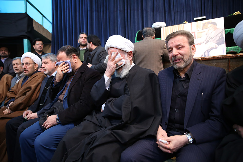 حضوردکتر واعظی در حسینه جماران