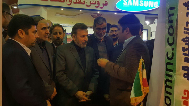 بازدید دکتر واعظی از نمایشگاه الکامپ قم