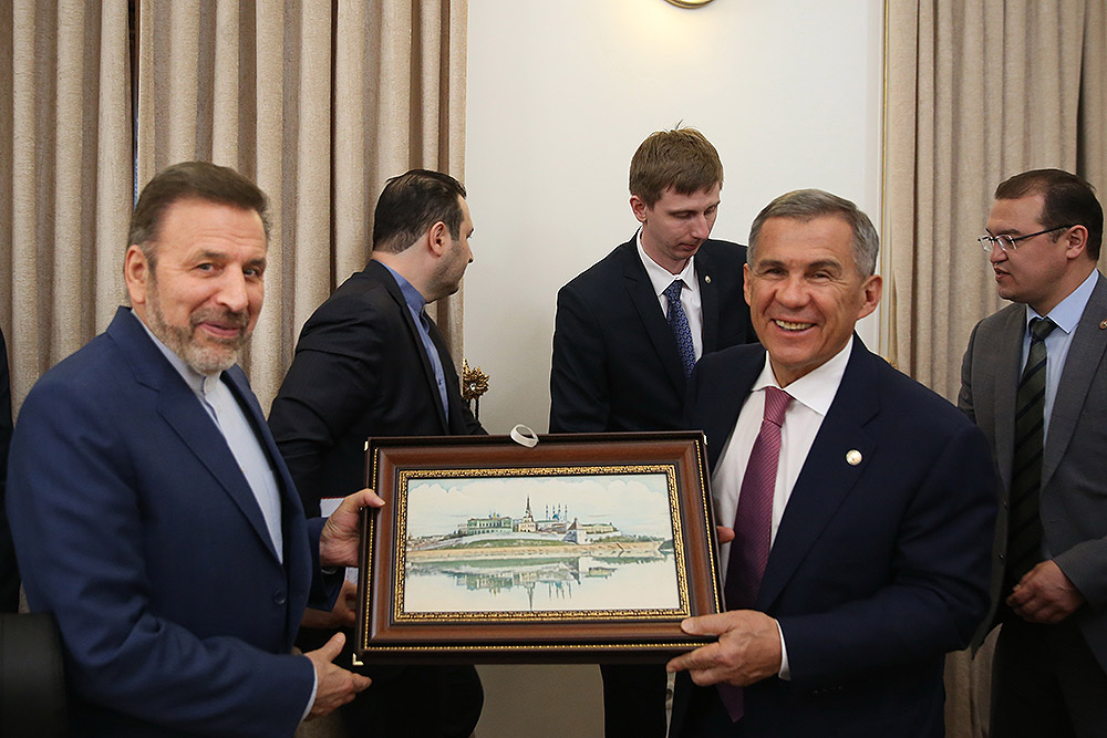 دیدار دکتر واعظی با رییس جمهور و وزیر ارتباطات تاتارستان
