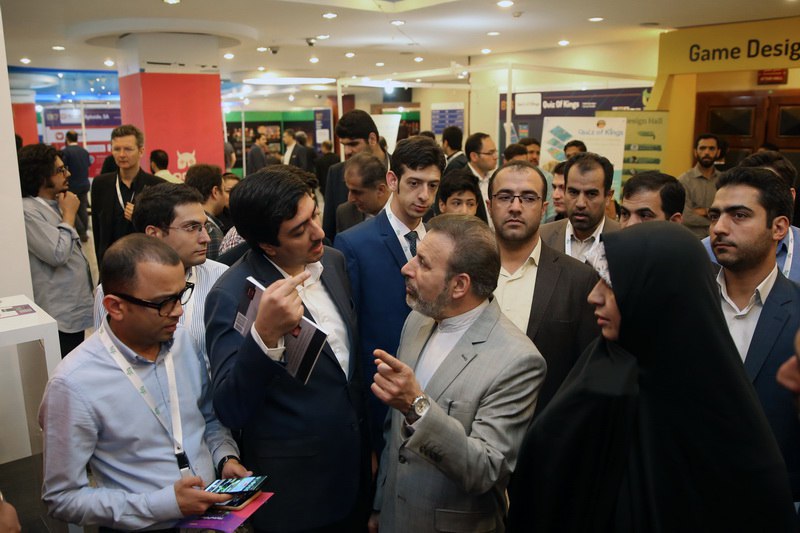 بازدید از نمایشگاه بین المللی بازی های رایانه ای16تیر96