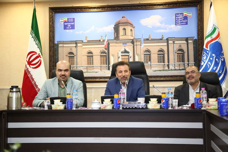 مراسم تقدیر از خبرنگاران 18 مرداد 96