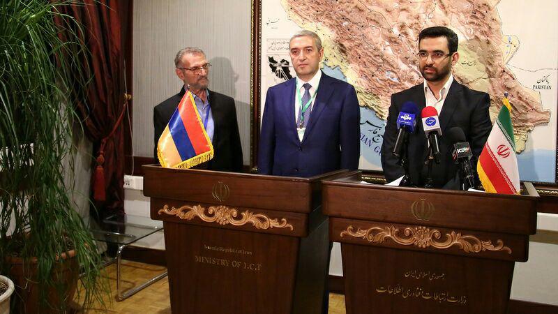 دیدار مهندس آذری جهرمی با وزیر حمل و نقل ، ارتباطات و فناوری اطلاعات ارمنستان