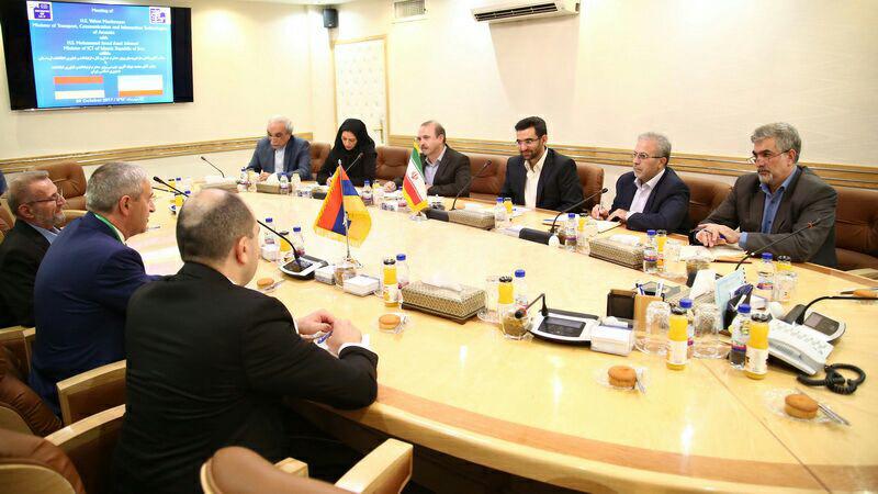 دیدار مهندس آذری جهرمی با وزیر حمل و نقل ، ارتباطات و فناوری اطلاعات ارمنستان