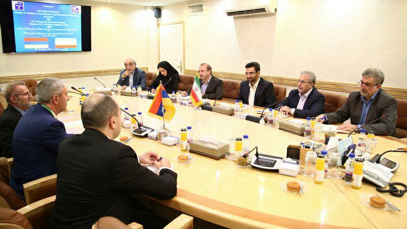 دیدار مهندس آذری جهرمی با وزیر حمل و نقل ، ارتباطات و فناوری اطلاعات ارمنستان