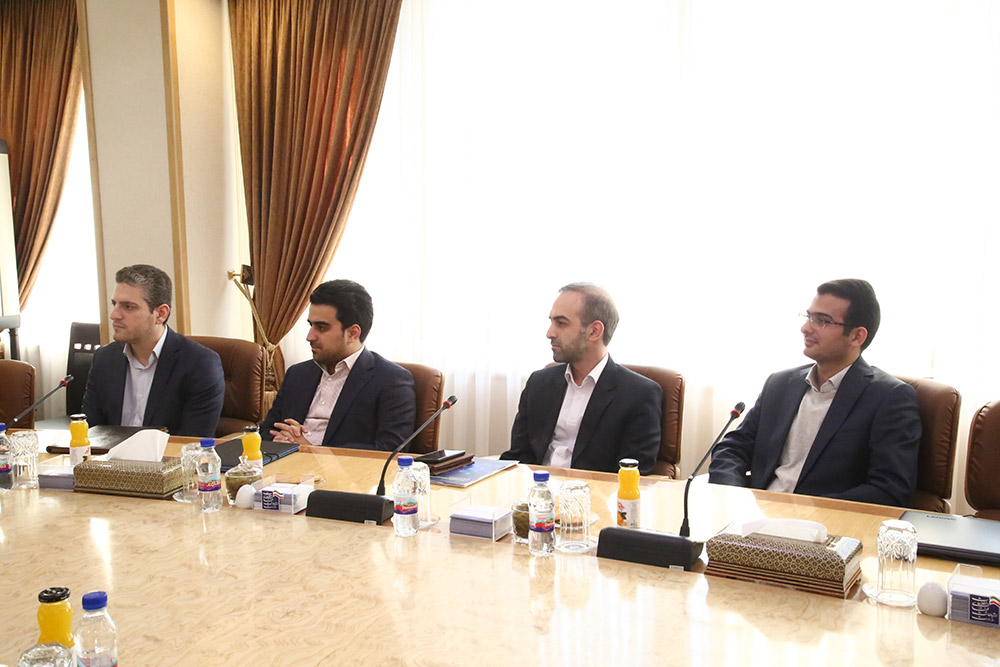 آذری جهرمی در دیدار با دستیاران جوان وزارت ارتباطات و فناوری اطلاعات  2