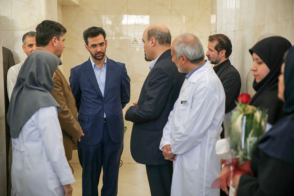 تقدیر وزیر ارتباطات و فناوری اطلاعات از پرستاران 7