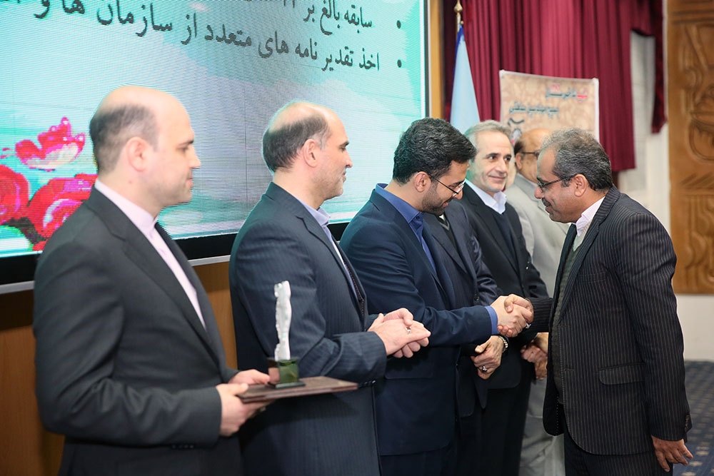 همایش سرامدان فناوری و صنعت با حضور وزیر ارتباطات  8