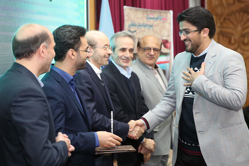 همایش سرامدان فناوری و صنعت با حضور وزیر ارتباطات  10