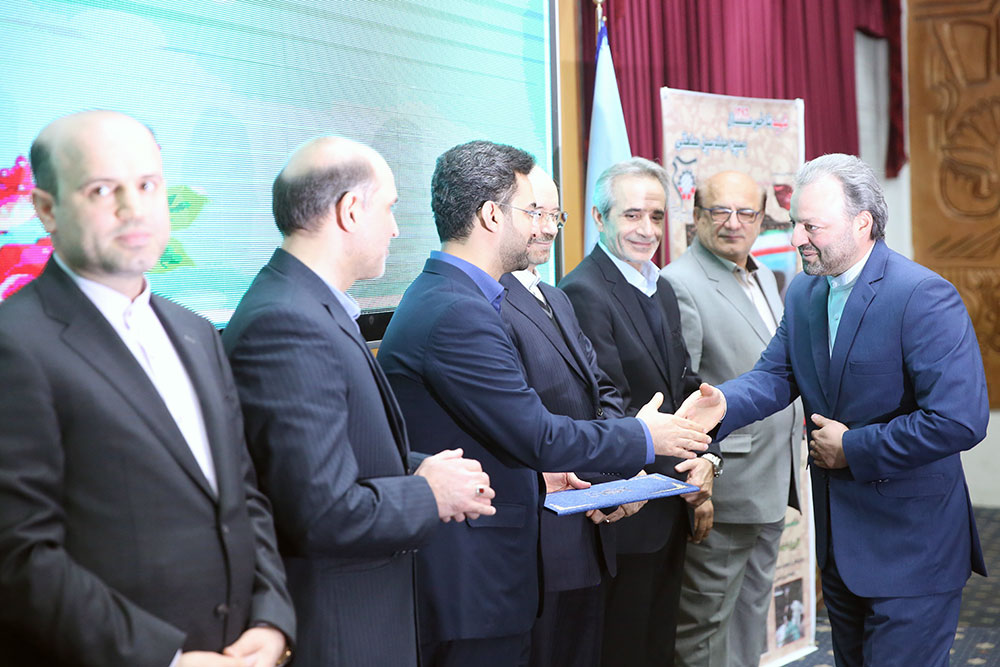 همایش سرامدان فناوری و صنعت با حضور وزیر ارتباطات  16