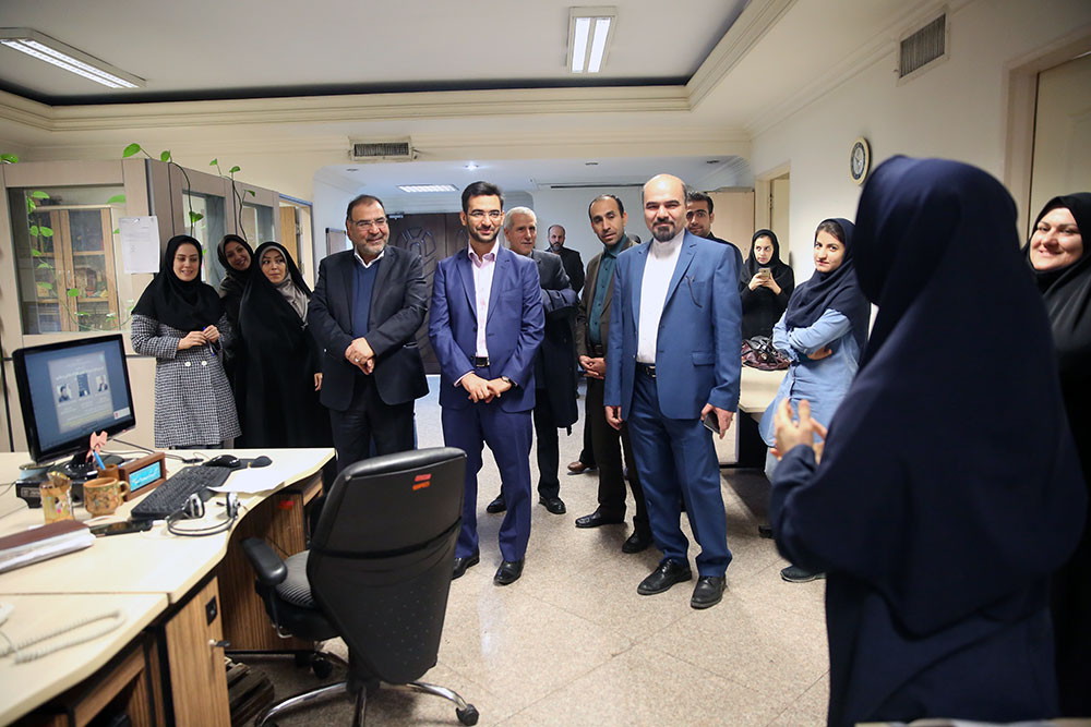 بازدید وزیر ارتباطات از خبرگزاری ایسنا  23