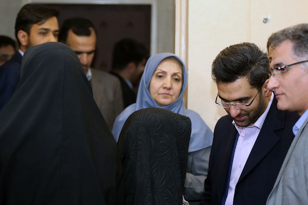 دیدار وزیر ارتباطات با همسران شهدای وزارت ارتباطات، سازمان ها و شرکت های تابعه  6