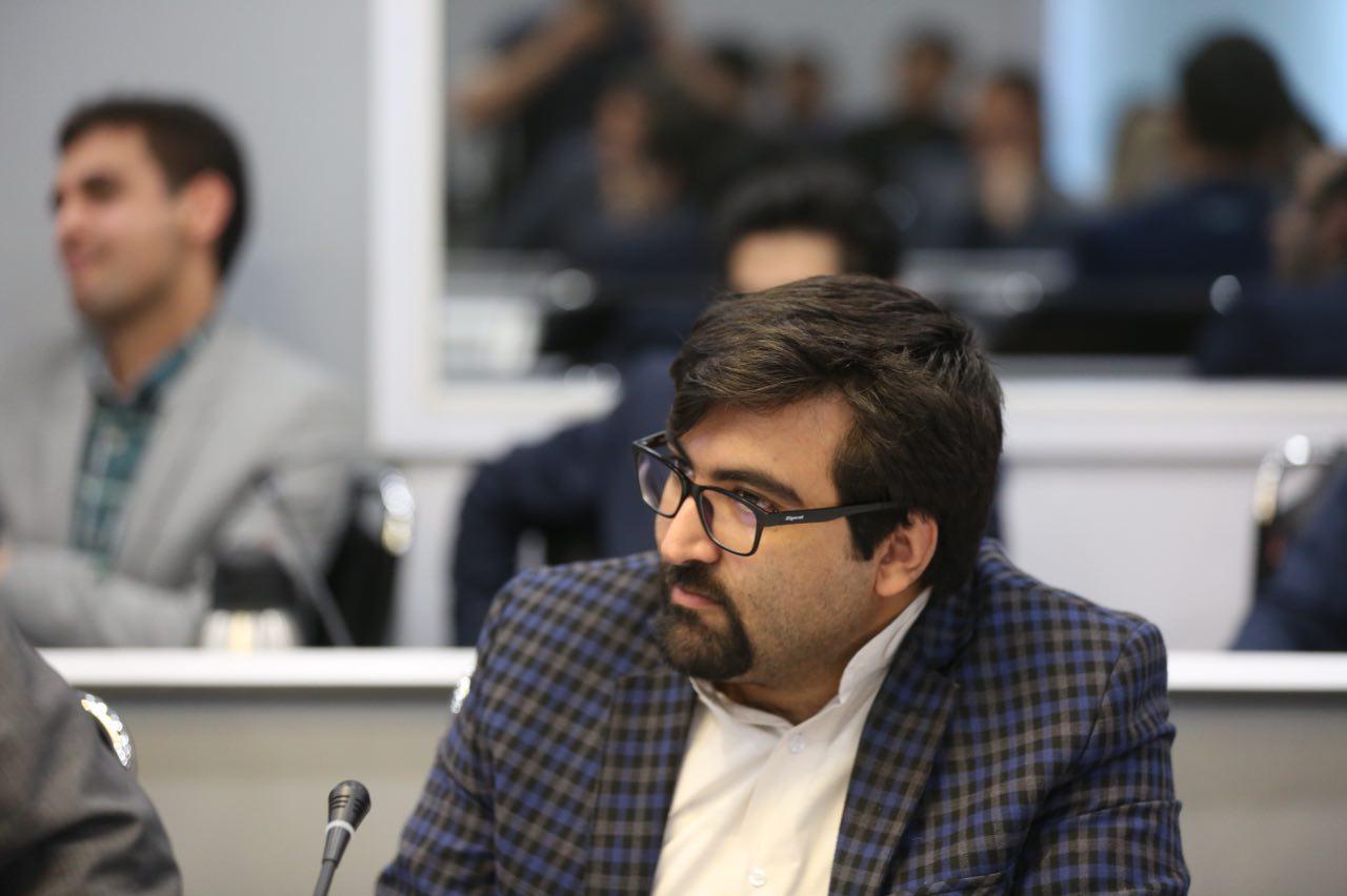 نشست وزیر ارتباطات و فناوری اطلاعات با نخبگان ، دانشگاهیان و فعالان حوزه فاوا استان خراسان جنوبی