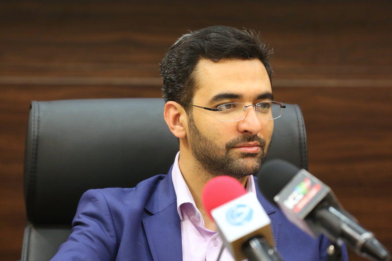 نشست وزیر ارتباطات و فناوری اطلاعات با شرکت ها، استارتاپ ها و فعالین حوزه ICT استان یزد