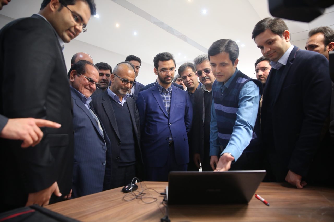 افتتاح مرکز تماس شرکت آسیاتک و بازدید از پروژه پارسی جو و شتابدهنده پیشگامان استان یزد