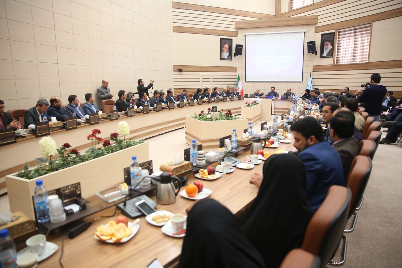 جلسه شورای راهبری ICT استان یزد با حضور وزیر ارتباطات و فناوری اطلاعات