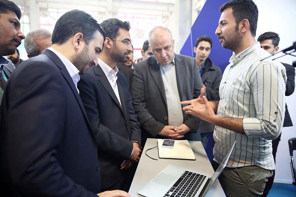 سومین کنفرانس و نمایشگاه تخصصی اینترنت اشیا ایران 8