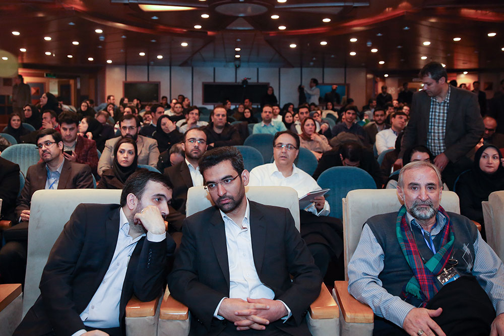 سومین کنفرانس و نمایشگاه تخصصی اینترنت اشیا ایران 15