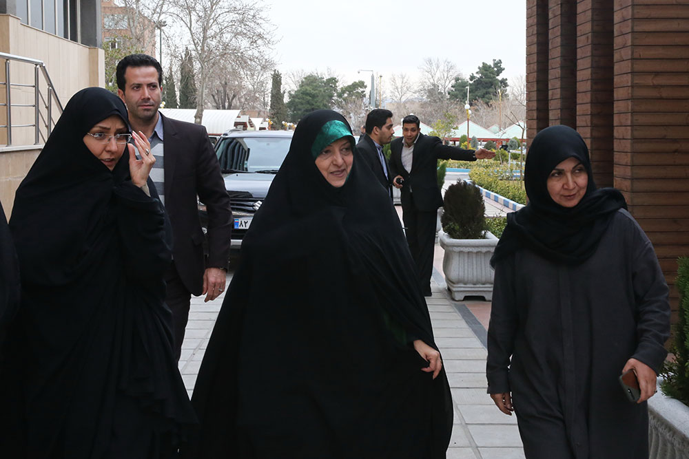 سمینار تخصصی نقش ارتباطات و فناوری اطلاعات در توان افزایی زنان  2