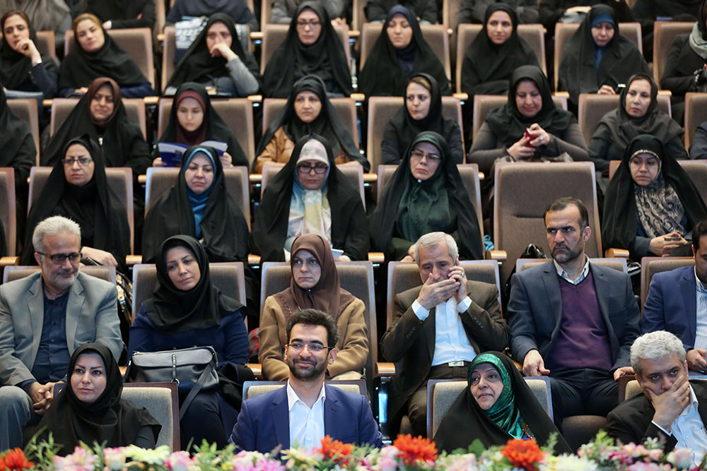 سمینار تخصصی نقش ارتباطات و فناوری اطلاعات در توان افزایی زنان  6