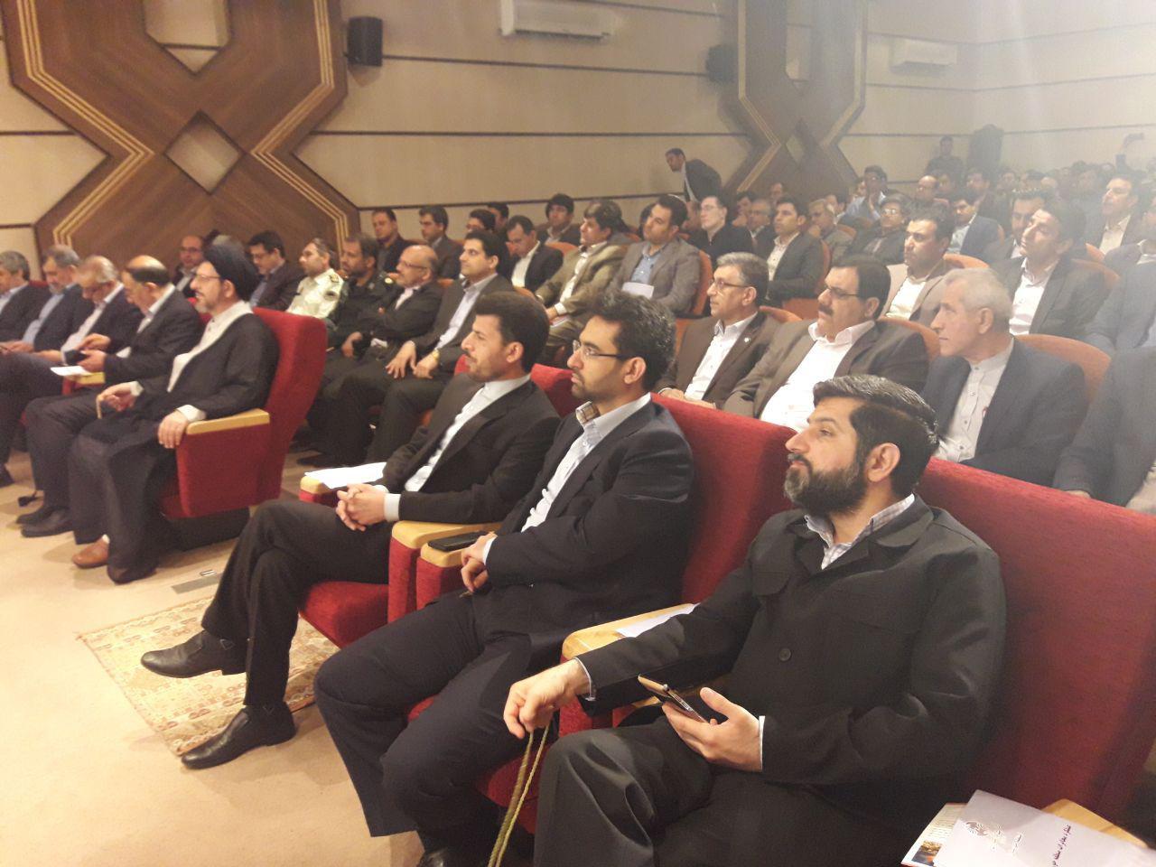 سفر وزیر ارتباطات و فناوری اطلاعات به استان خوزستان