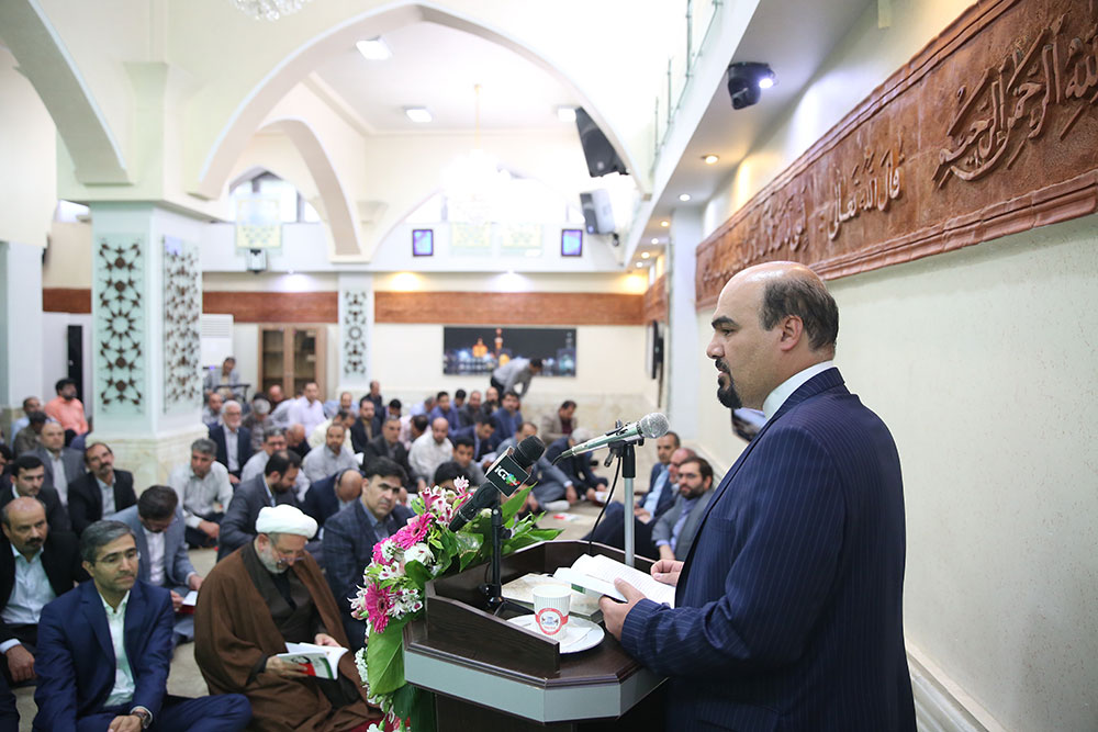 دیدار نوروزی وزیر ارتباطات با کارکنان این وزارت خانه