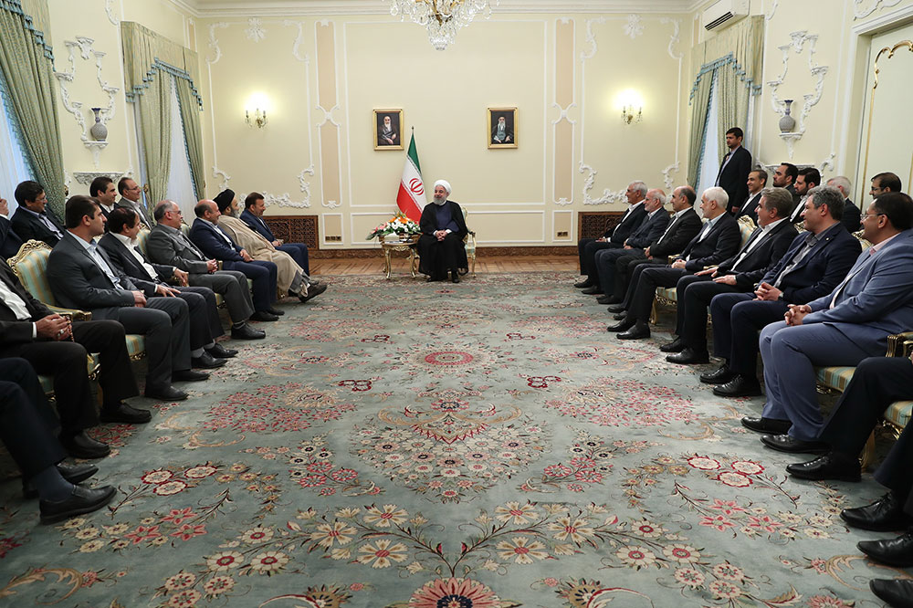 دکتر روحانی در دیدار عیدانه جمعی از وزرا،استانداران و مدیران دستگاههای اجرایی