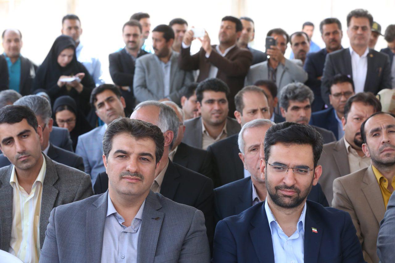 افتتاح طرح های ارتباطی استان کرمانشاه با حضو وزیر ارتباطات در قصرشیرین