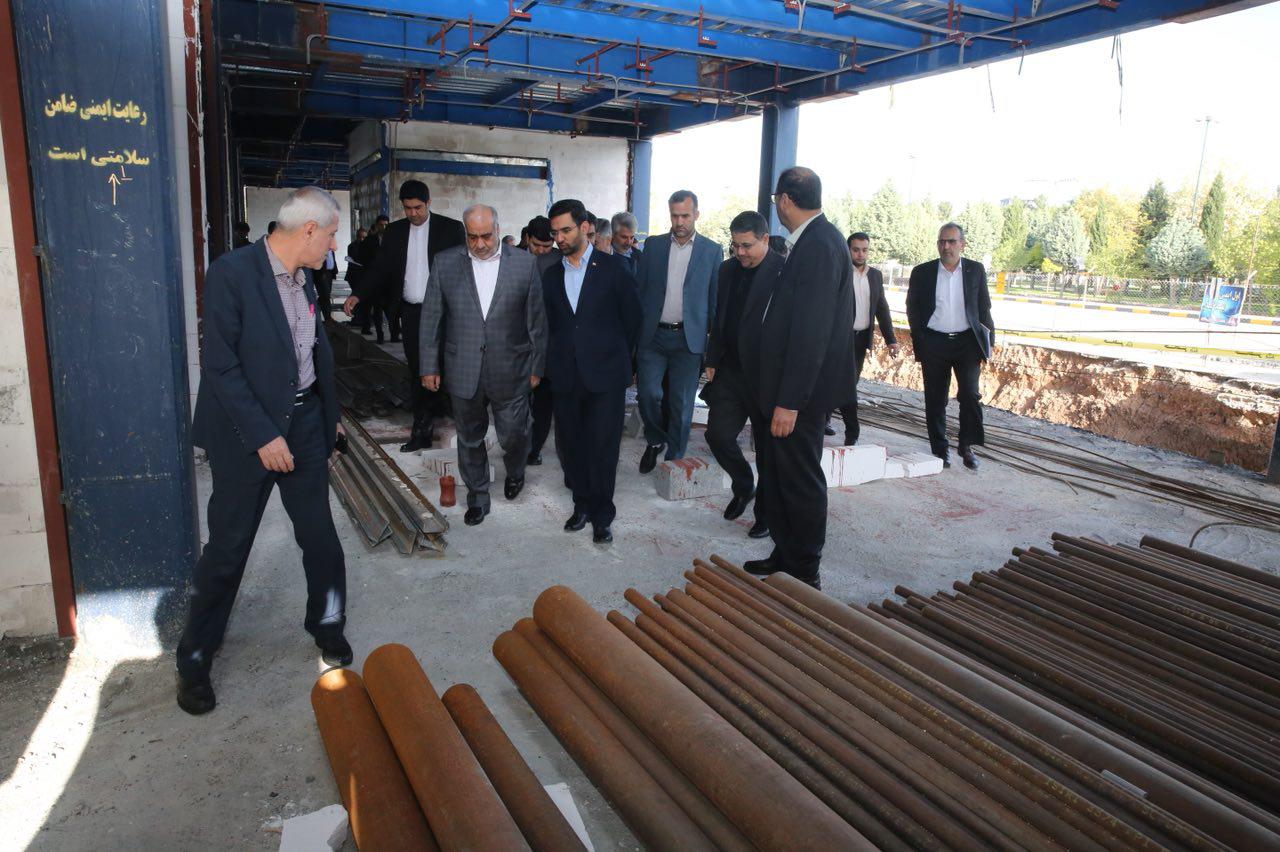 افتتاح طرح های ارتباطی استان کرمانشاه با حضو وزیر ارتباطات در قصرشیرین