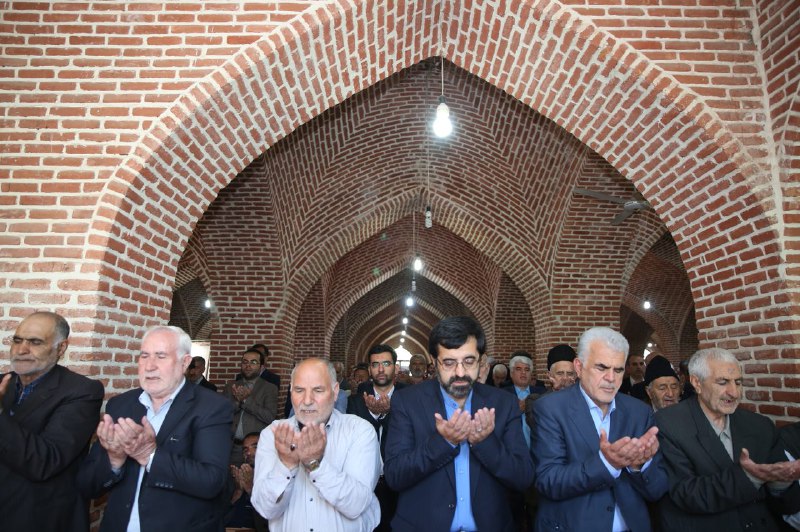 دیدار وزیر ارتباطات و فناوری اطلاعات با امام جمعه و نماینده ولی فقیه استان اردبیل 6