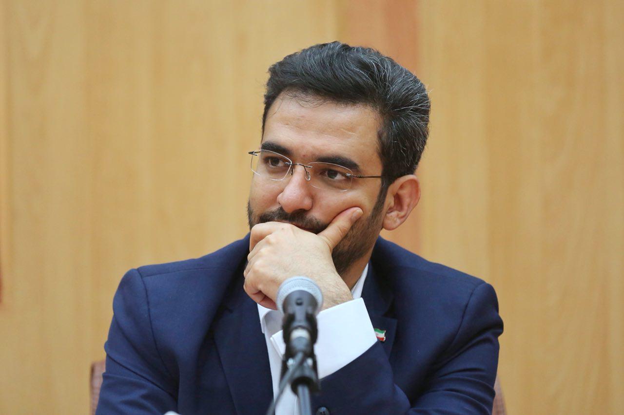 دیدار صمیمی وزیر ارتباطات و فناوری اطلاعات با جوانان و نخبگان حوزه ICT استان گیلان 8