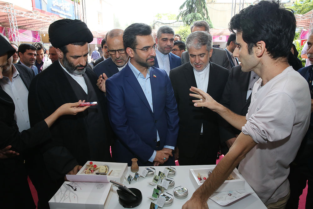 مراسم روز جهانی ارتباطات و رونمایی از دولت همراه 5