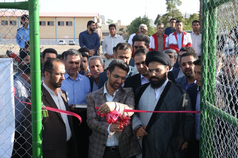 سفر وزیر ارتباطات و فناوری اطلاعات به شهرستان اردستان همزمان با سالروز شهدای هفتم تیر ‌