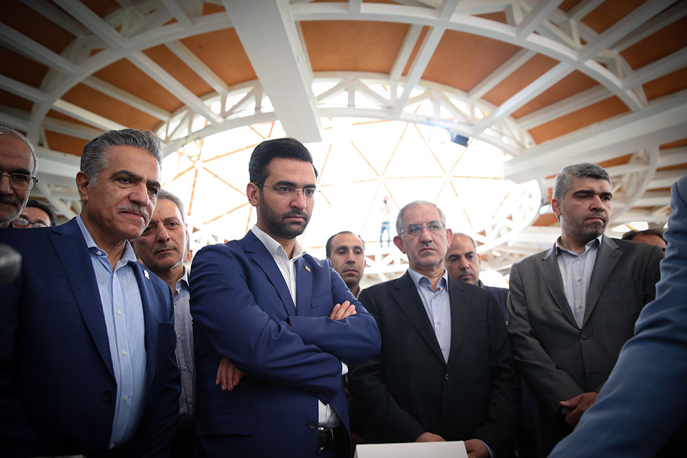بازدید وزیر ارتباطات و فناوری اطلاعات از پارک علم و فناوری دانشگاه تهران