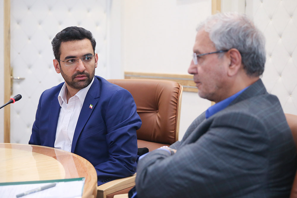 جلسه وزیر ارتباطات و فناوری اطلاعات و وزیر تعاون، کار و امور اجتماعی