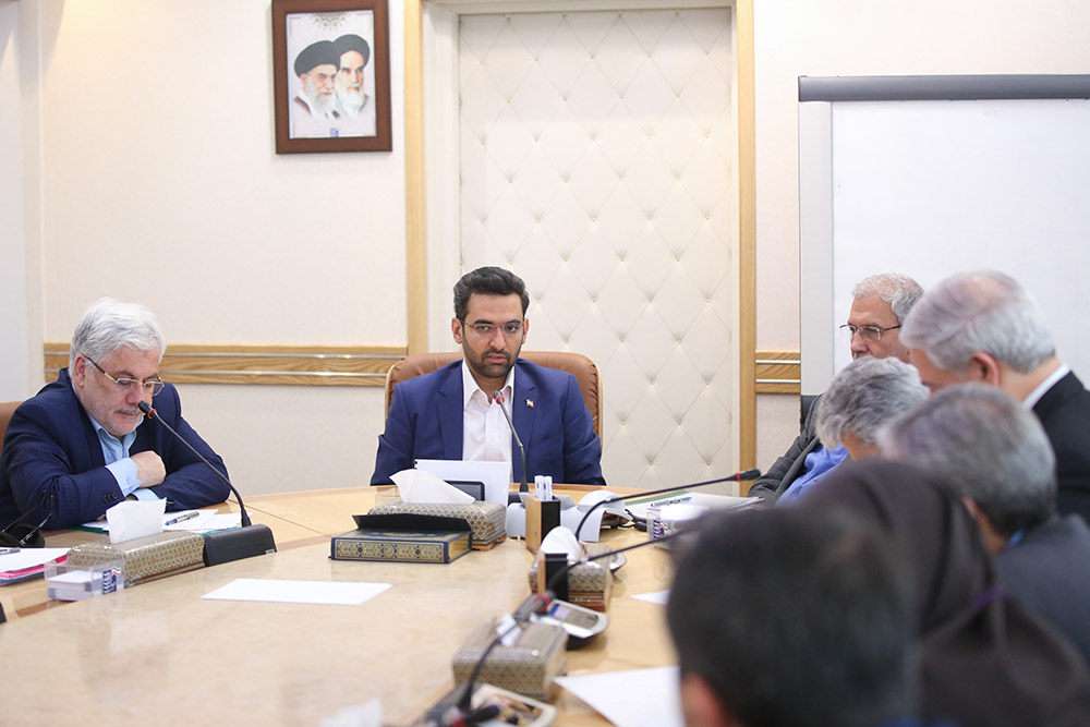 جلسه وزیر ارتباطات و فناوری اطلاعات و وزیر تعاون، کار و امور اجتماعی