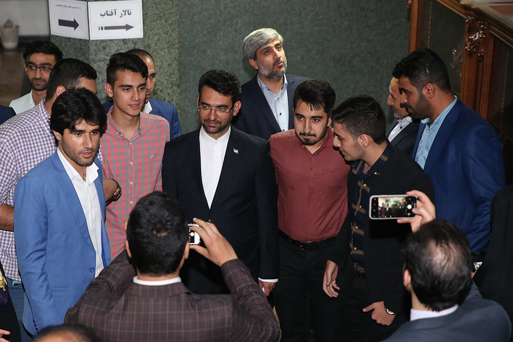 دومین همایش ملی جوانان و قانون گذاری با حضور وزیر ارتباطات و فناوری اطلاعات
