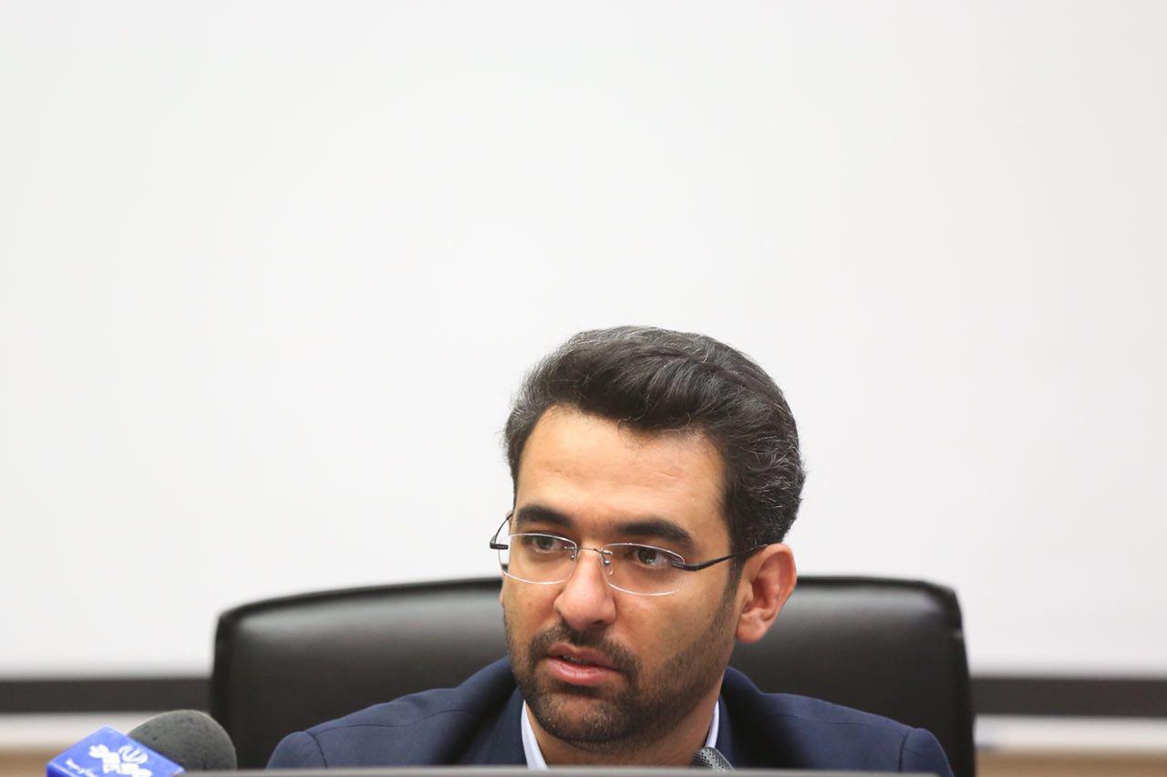 روز اول سفر وزیر ارتباطات و فناوری اطلاعات به استان فارس