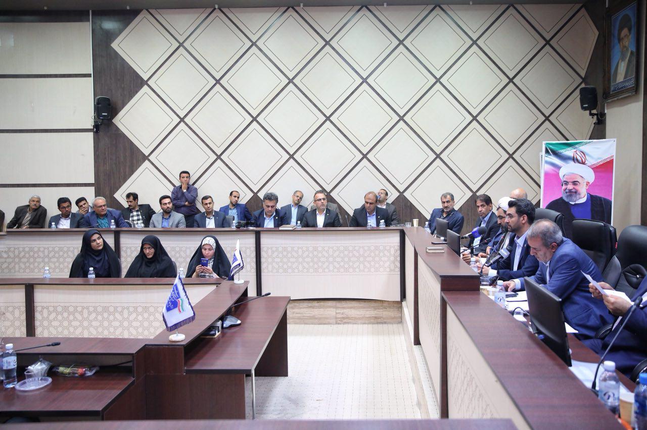 روز اول سفر وزیر ارتباطات و فناوری اطلاعات به استان فارس