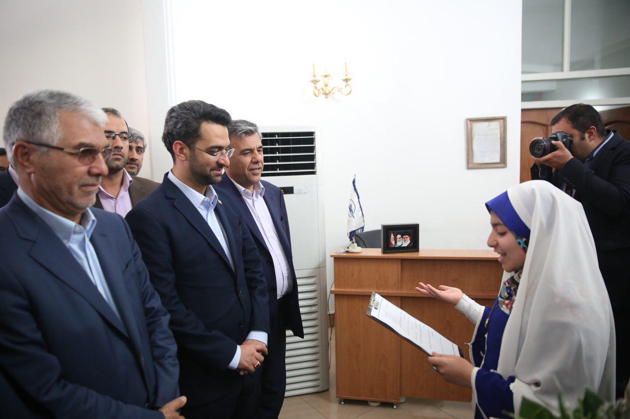 روز اول سفر وزیر ارتباطات و فناوری اطلاعات به استان فارس