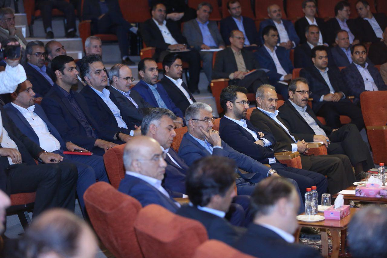 روز دوم سفر وزیر ارتباطات و فناوری اطلاعات به استان فارس