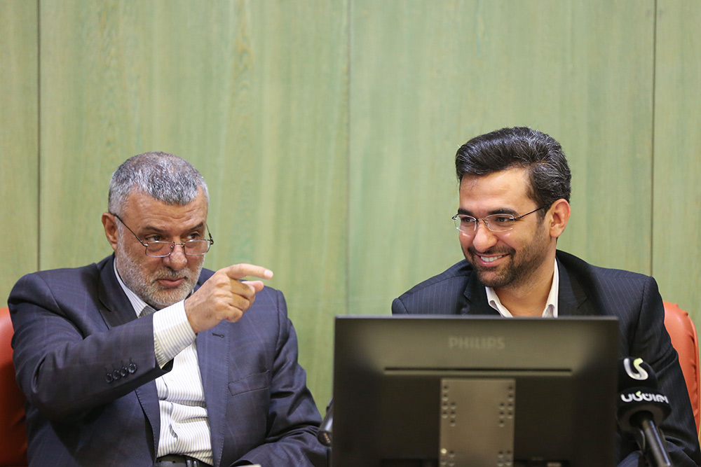 امضای تفاهم نامه میان وزیر ارتباطات و فناوری اطلاعات و وزیر جهاد کشاورزی