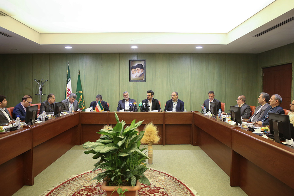 امضای تفاهم نامه میان وزیر ارتباطات و فناوری اطلاعات و وزیر جهاد کشاورزی