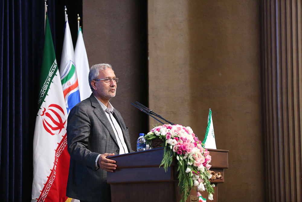 همایش سراسری مدیران پست بانک با حضور وزرای ارتباطات و رفاه