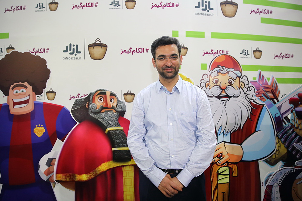 شروع به کار نمایشگاه الکامپ با حضور وزیر ارتباطات و فناوری اطلاعات