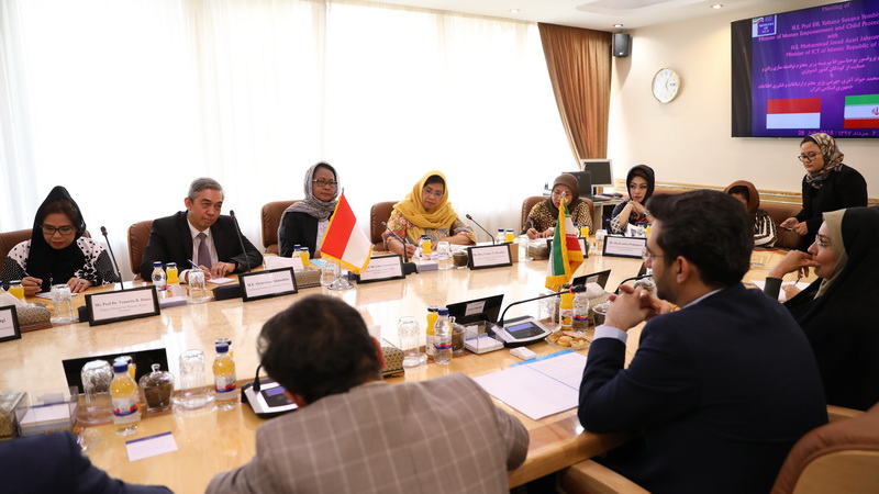 دیدار وزیر توانمندسازی زنان و حمایت از کودکان اندونزی با وزیر ارتباطات ایران