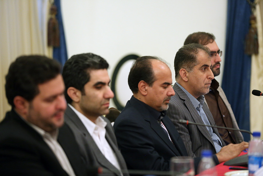 نشست وزیر ارتباطات و فناوری اطلاعات با مدیران صندوق های سرمایه گذاری خطر پذیر
